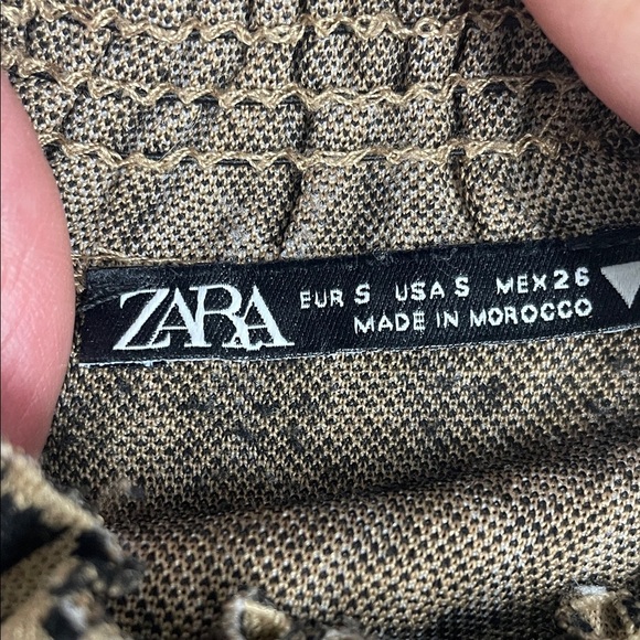 Zara Animal Print Black & Brown Smocked Neck Crop Top Puffed Short Sleeve Size S - Picture 5 of 10